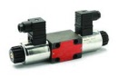 Electroválvula de maniobra 4/3 vías para bloque de control hidráulico de elevacion y bajada de la seccion trasera en compactador Faun Variopress. Compatible con referencia original FAUN HA5156* 